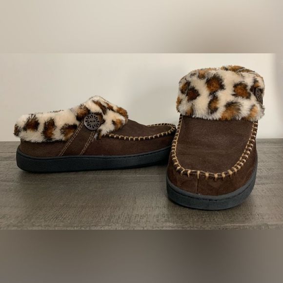 Earth Origins Shoes Earthorigins Suede Slipper With Faux Cheetah